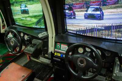 Le sale giochi di Bari: dove tra flipper, biliardini e "arcade" si respirano gli anni 80 e 90
